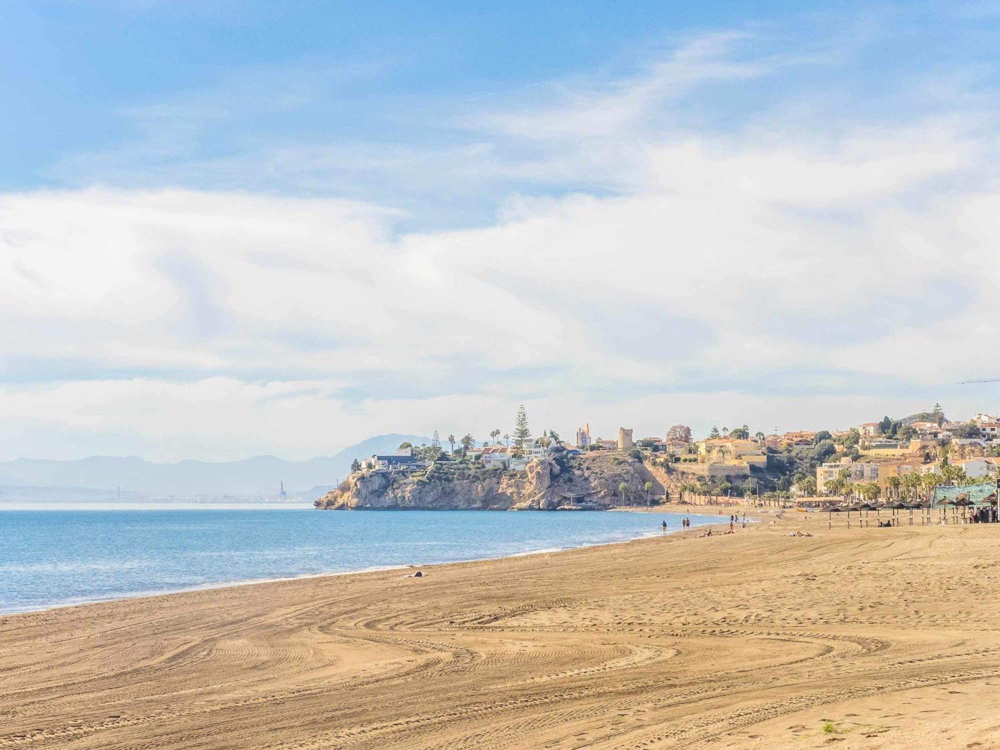 Centrico Apartamento Con Terraza En La Playa Rincón de la Victoria Exteriör bild