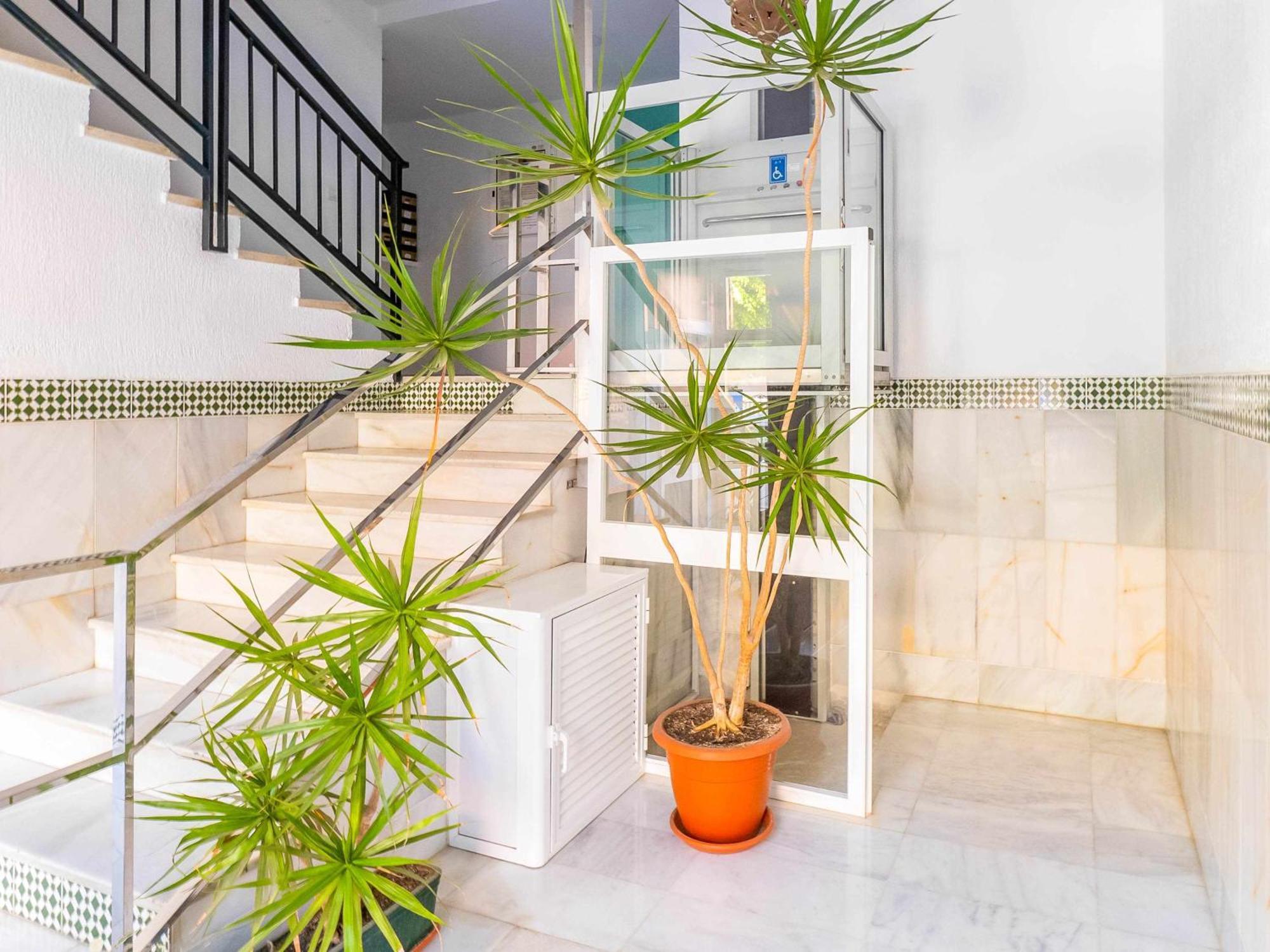 Centrico Apartamento Con Terraza En La Playa Rincón de la Victoria Exteriör bild
