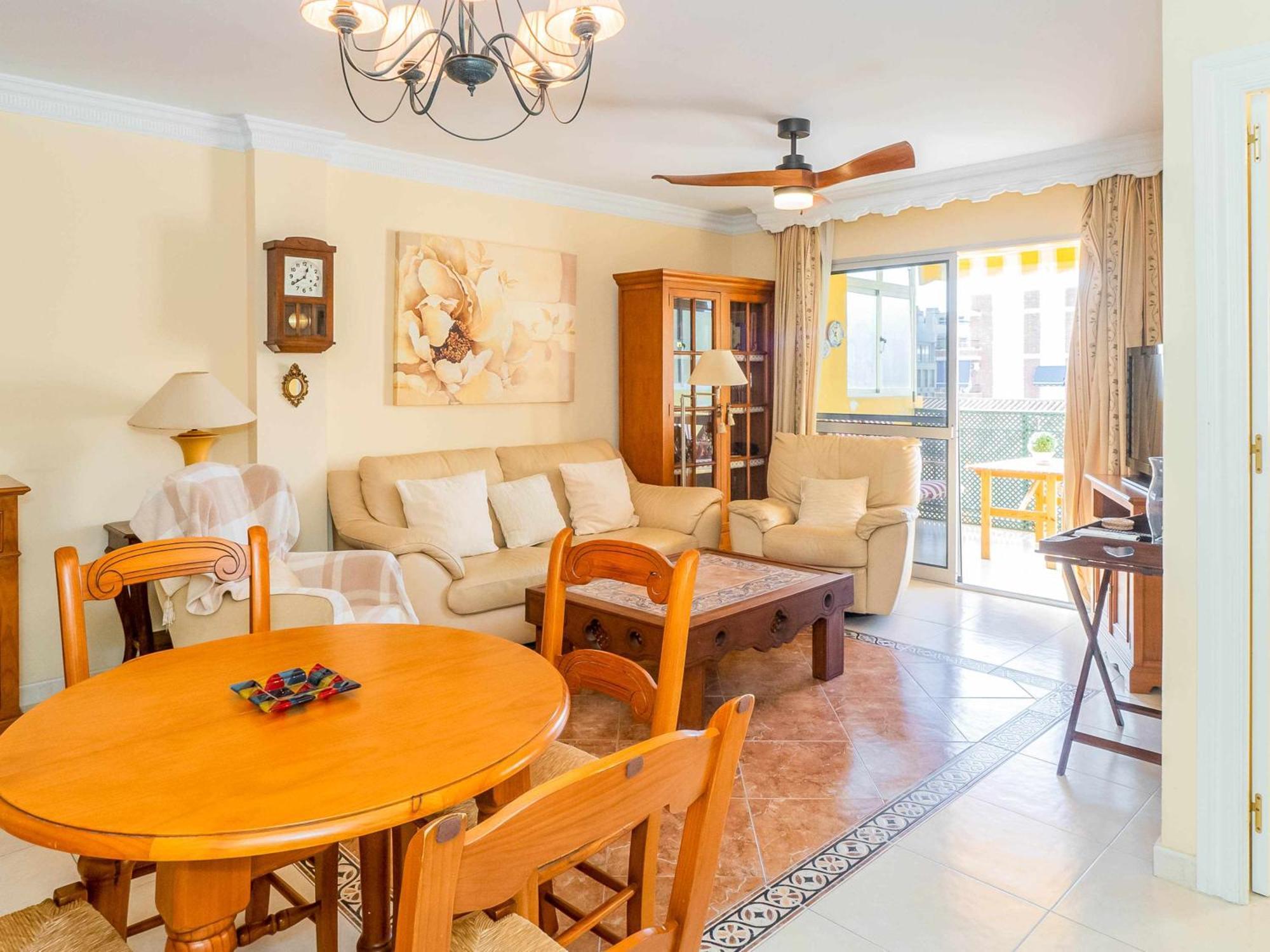 Centrico Apartamento Con Terraza En La Playa Rincón de la Victoria Exteriör bild