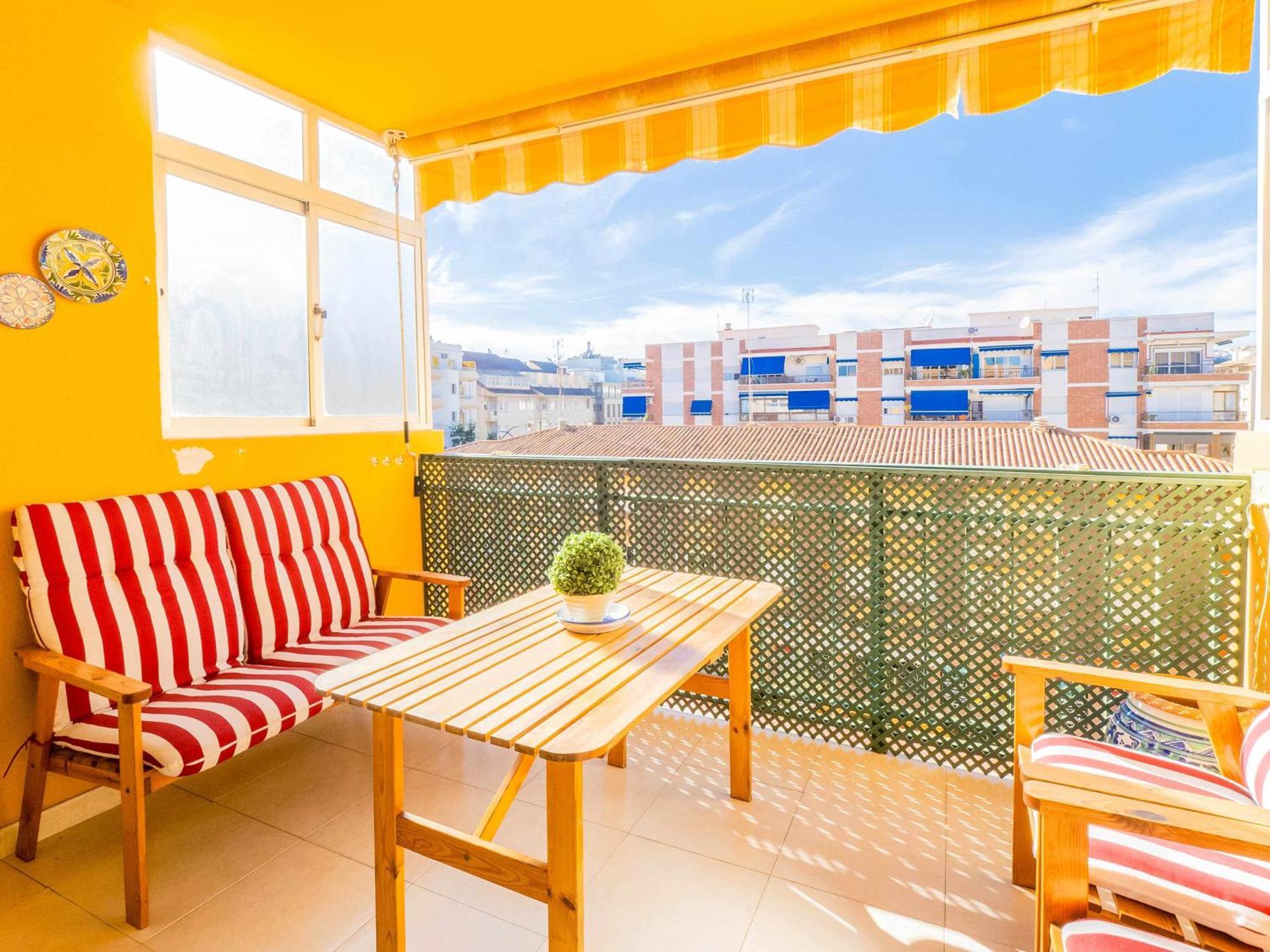 Centrico Apartamento Con Terraza En La Playa Rincón de la Victoria Exteriör bild